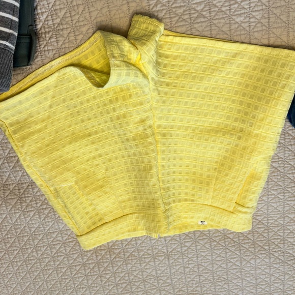 Shorts - Picture 10 of 16